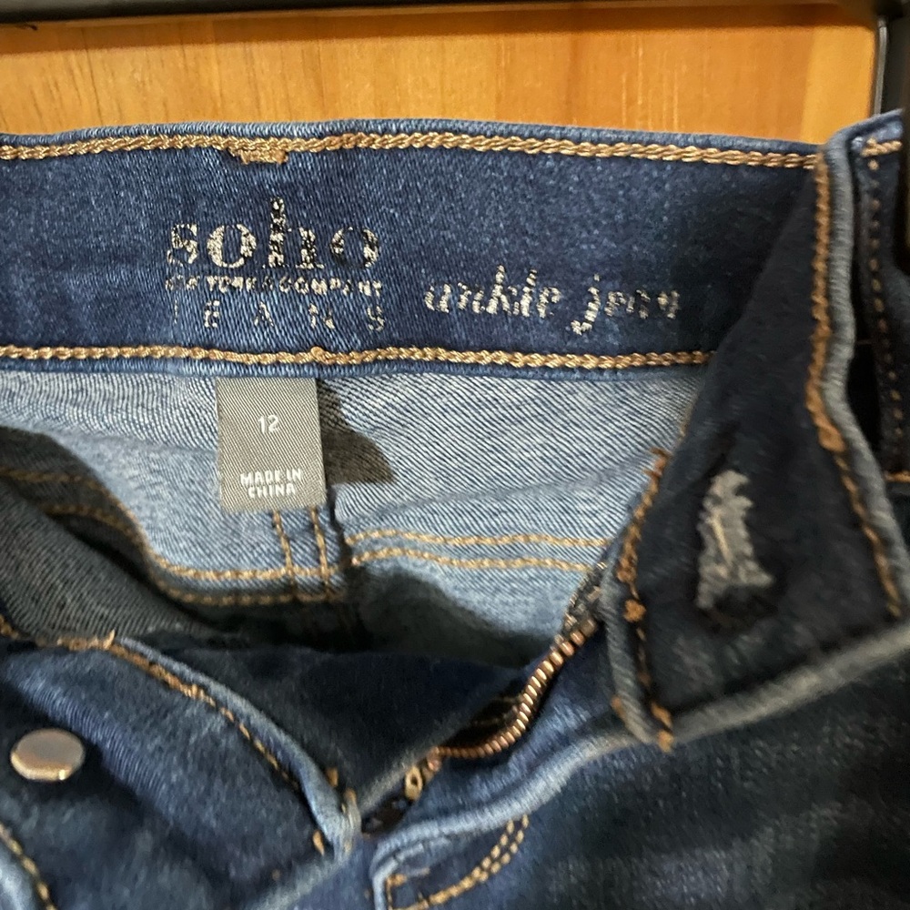 Soho Women's Ankle Jeans - Dark Blue